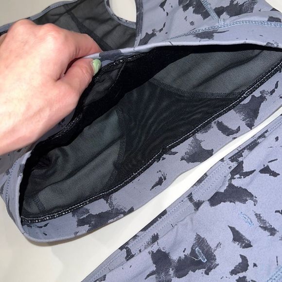 Beautiful Workout Set - Picture 6 of 7